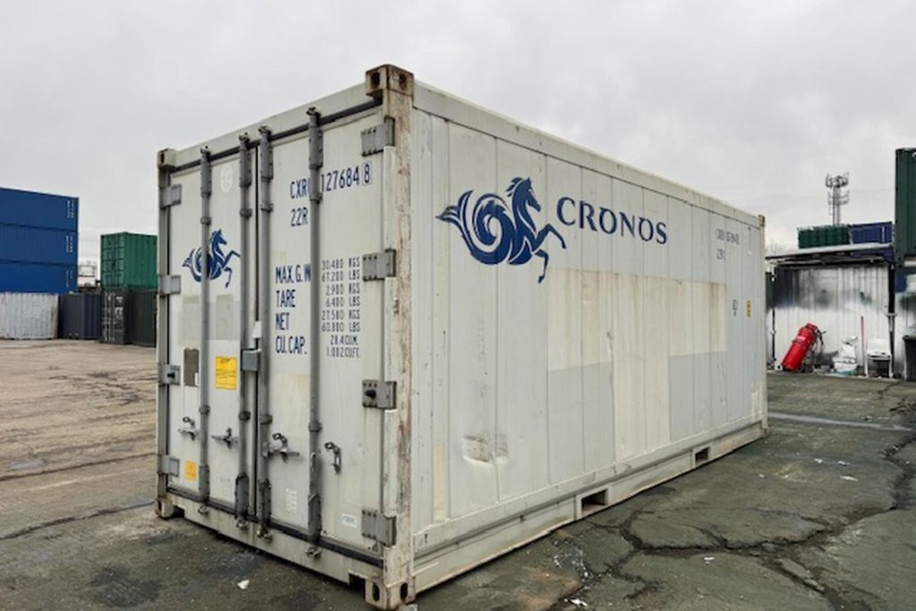 20 foot non operating container in white front view